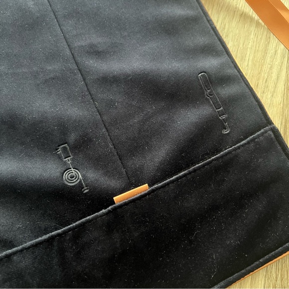 DYSON airstrait travel case! - Picture 4 of 4